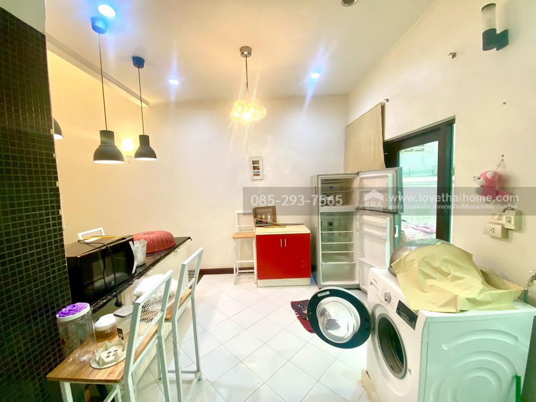 ขายทาวน์โฮม 3 ชั้น หมู่บ้านแมกไม้ วัชรพล สุขาภิบาล5 พื้นที่ 23.6 ตารางวา ขายถูก จองด่วน!! สภาพสวย ตรงข้ามตลาดวงศกร