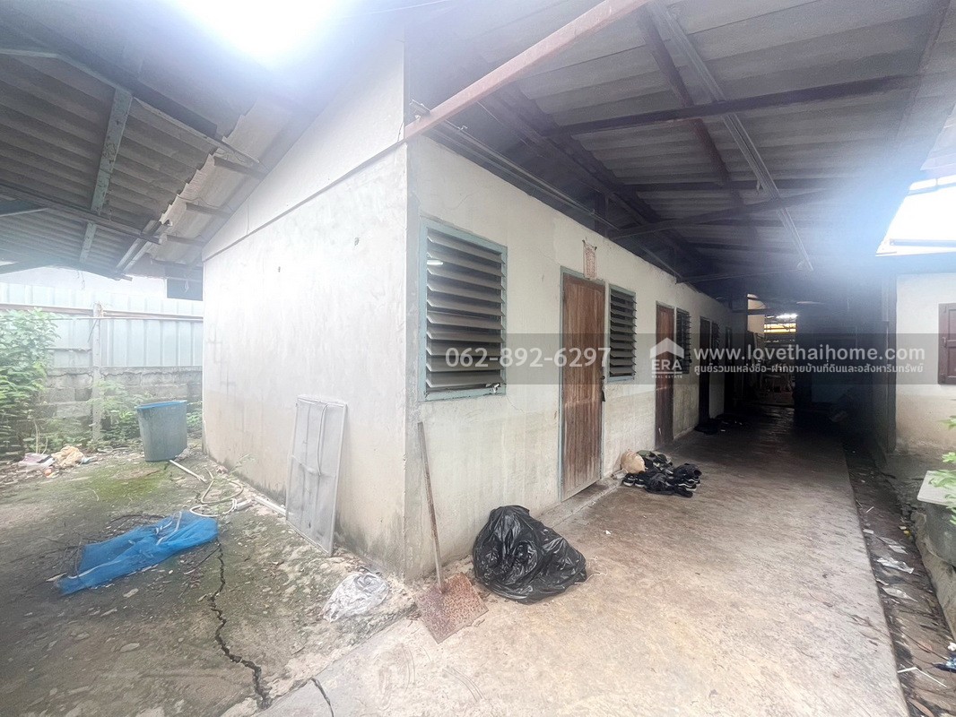 ขายที่ดินพร้อมโกดัง บางหลวง ปทุมธานี ขนาด 200 ตรว. ขายเพียงแค่ 2.99 ล้านบาท ที่สวยถมแล้ว ใกล้ถนนกาญจนาภิเษก ที่สวยราคาถูกไม่มีอีกแล้วด่วน!