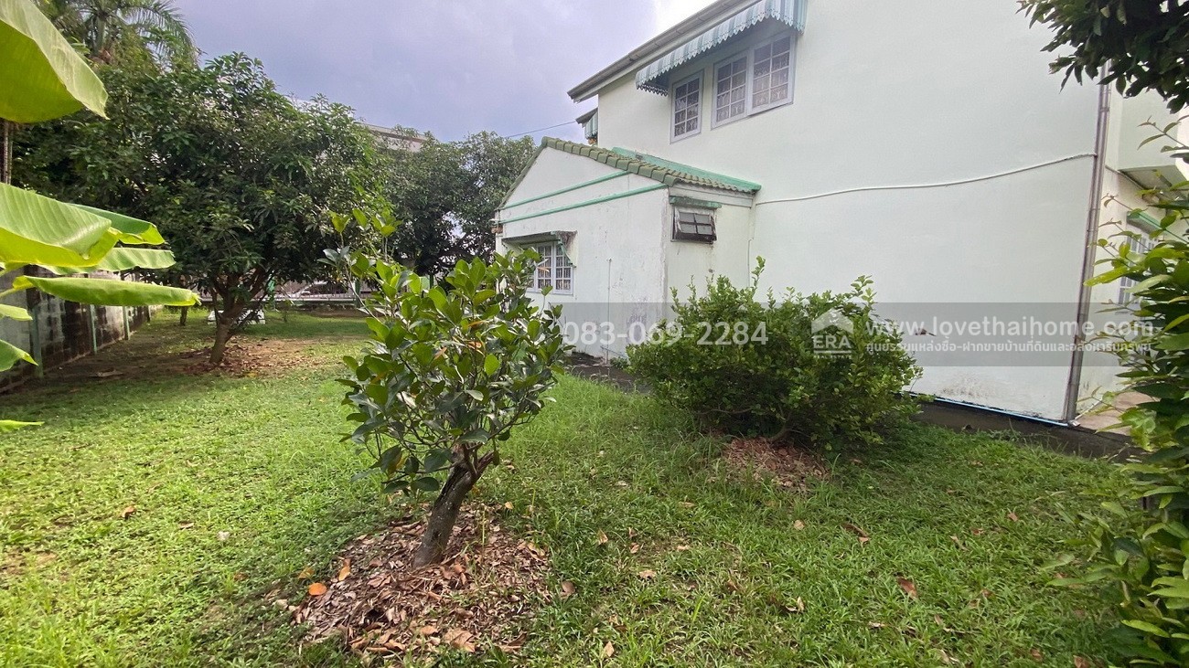 ขายบ้านกฤษดานคร 18 ถ.พุทธมณฑลสาย 3 อยู่ต้นหมู่บ้าน พื้นที่ 126 ตร.วา ใกล้ถนนใหญ่ ทำเลดีมาก