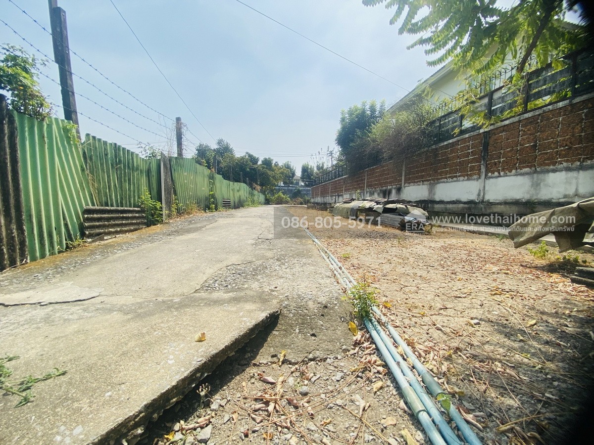 ขายที่ดินวัชรพล 3 ย่านสายไหม ริมคลอง 150 ตร.วา ถูกกว่าราคาประเมินกรมที่ดิน หาไม่ได้ง่ายในย่านนี้ เหมาะซื้อเก็บหรือลงทุนระยะยาว