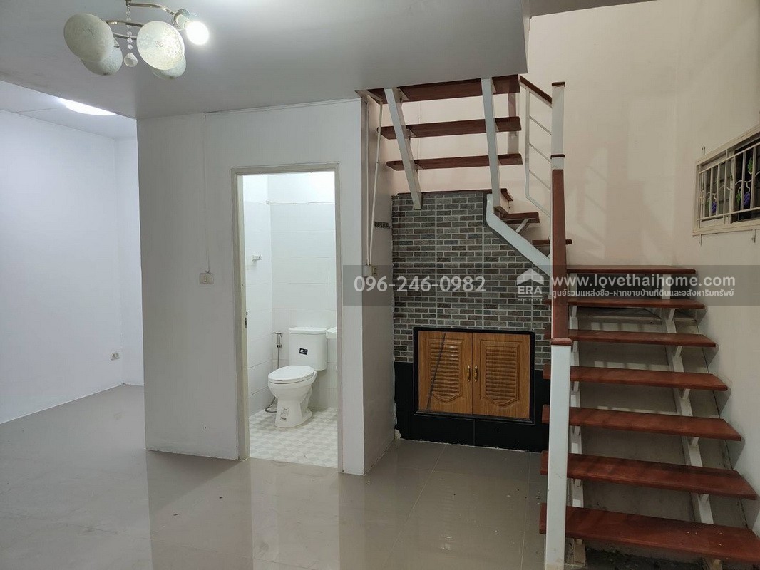 ขายทาวน์เฮ้าส์ บางกรวย-ไทรน้อย บ้านพฤกษา 38/1 ชัยพฤกษ์-วงแหวนฯ ใกล้ MRT คลองบางไผ่ หลังริม 27 ตรว. ซอย 11 รีโนเวททั้งหลัง