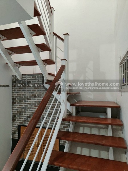 ขายทาวน์เฮ้าส์ บางกรวย-ไทรน้อย บ้านพฤกษา 38/1 ชัยพฤกษ์-วงแหวนฯ ใกล้ MRT คลองบางไผ่ หลังริม 27 ตรว. ซอย 11 รีโนเวททั้งหลัง