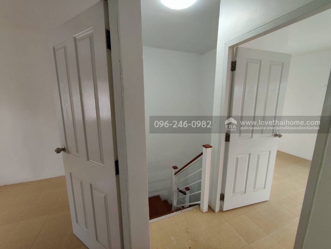 ขายทาวน์เฮ้าส์ บางกรวย-ไทรน้อย บ้านพฤกษา 38/1 ชัยพฤกษ์-วงแหวนฯ ใกล้ MRT คลองบางไผ่ หลังริม 27 ตรว. ซอย 11 รีโนเวททั้งหลัง