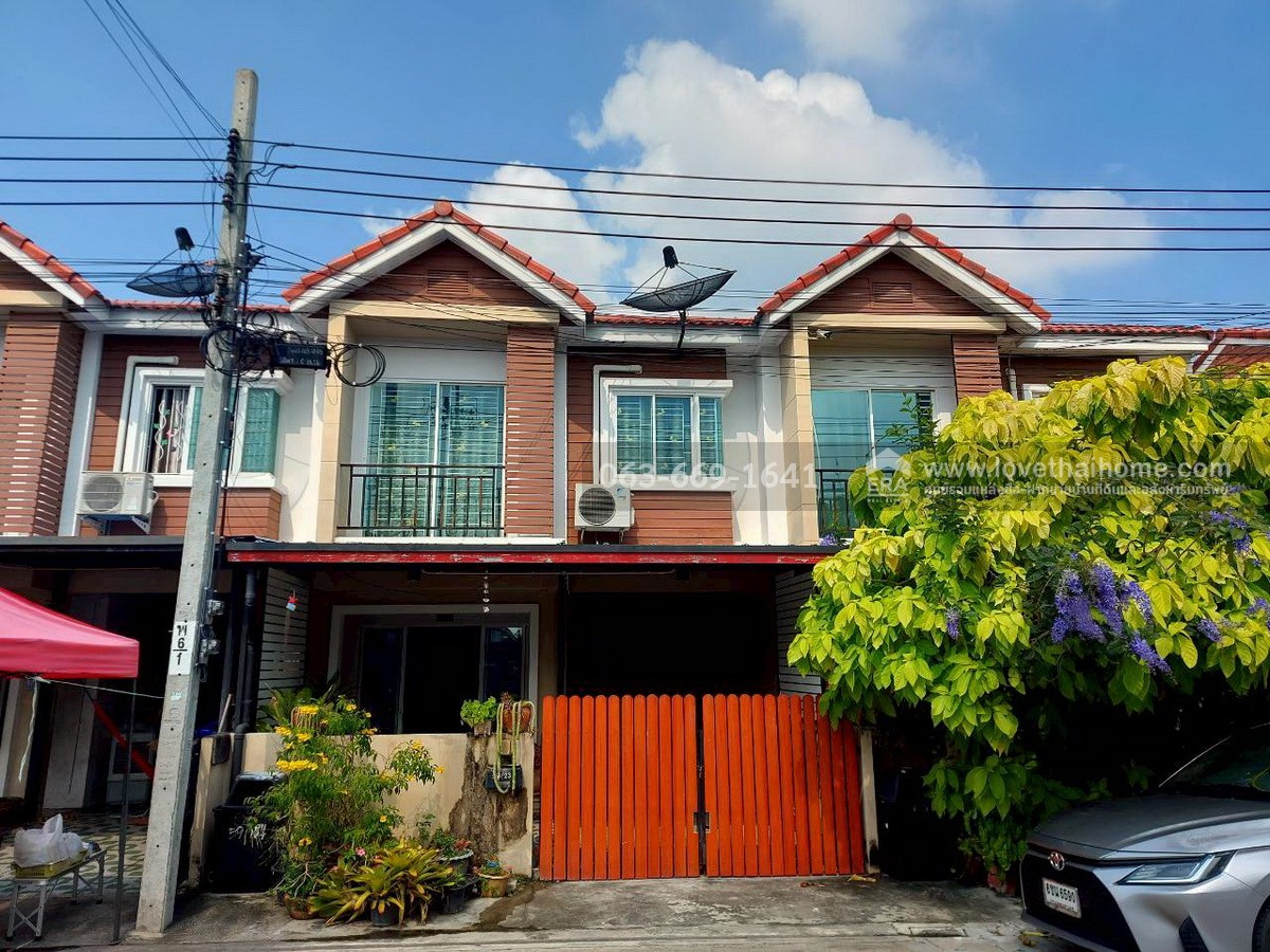 ขายทาวน์เฮ้าส์ หมู่บ้านพิศาล สุวรรณภูมิ 2/1 (บางโฉลง) พื้นที่ 18.5 ตร.ว. ทำเลดีเยี่ยม ใกล้สนามบินสุวรรณภูมิ บ้านสวย บรรยากาศสงบ พร้อมเข้าอยู่