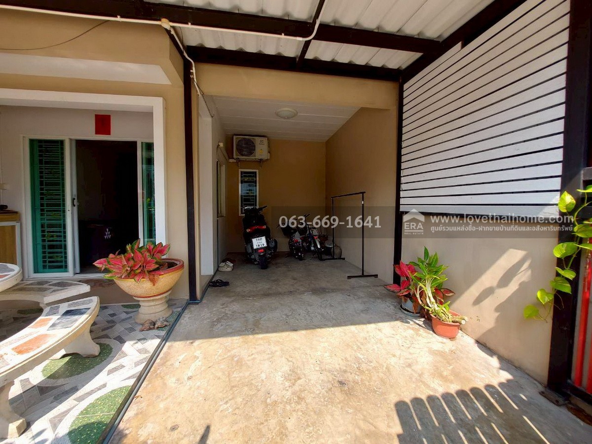 ขายทาวน์เฮ้าส์ หมู่บ้านพิศาล สุวรรณภูมิ 2/1 (บางโฉลง) พื้นที่ 18.5 ตร.ว. ทำเลดีเยี่ยม ใกล้สนามบินสุวรรณภูมิ บ้านสวย บรรยากาศสงบ พร้อมเข้าอยู่