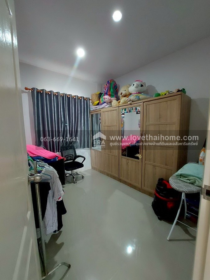 ขายทาวน์เฮ้าส์ หมู่บ้านพิศาล สุวรรณภูมิ 2/1 (บางโฉลง) พื้นที่ 18.5 ตร.ว. ทำเลดีเยี่ยม ใกล้สนามบินสุวรรณภูมิ บ้านสวย บรรยากาศสงบ พร้อมเข้าอยู่