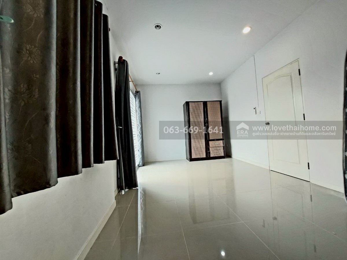 ขายทาวน์เฮ้าส์ หมู่บ้านพิศาล สุวรรณภูมิ 2/1 (บางโฉลง) พื้นที่ 18.5 ตร.ว. ทำเลดีเยี่ยม ใกล้สนามบินสุวรรณภูมิ บ้านสวย บรรยากาศสงบ พร้อมเข้าอยู่