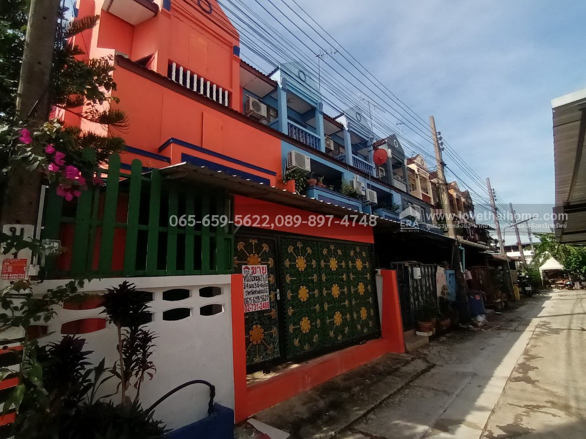ขายทาวน์เฮ้าส์ ย่านบางนา ซ.ทุ่งเศรษฐี แยก30 ใกล้ ม.รามคำแหง 2 (วิทยาเขตบางนา) หลังมุม 26 ตร.วา ถูกที่สุดในย่านนี้หาไม่ได้แล้ว จองด่วน!