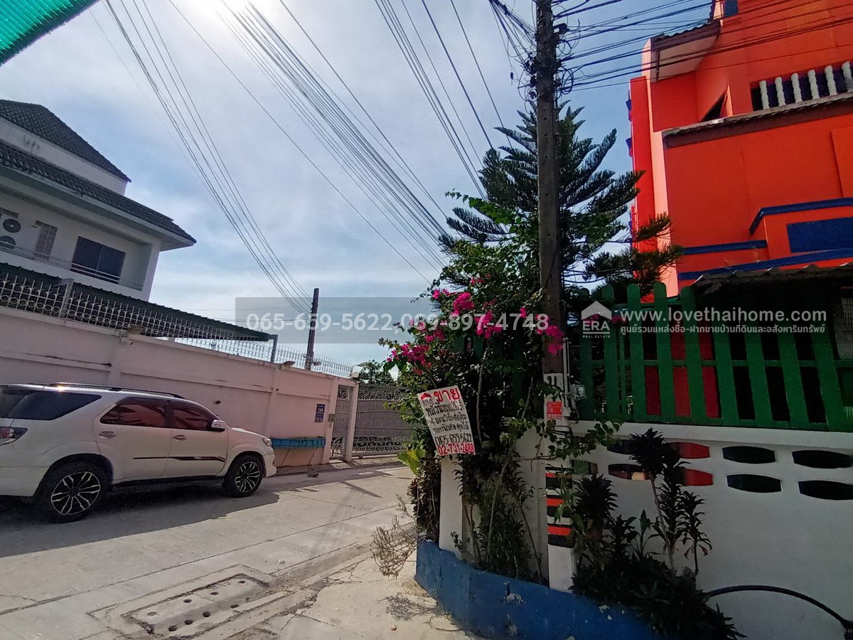 ขายทาวน์เฮ้าส์ ย่านบางนา ซ.ทุ่งเศรษฐี แยก30 ใกล้ ม.รามคำแหง 2 (วิทยาเขตบางนา) หลังมุม 26 ตร.วา ถูกที่สุดในย่านนี้หาไม่ได้แล้ว จองด่วน!