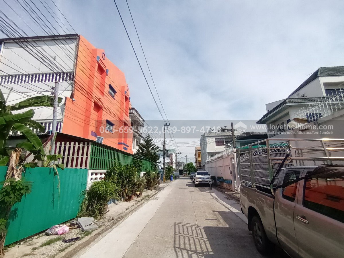 ขายทาวน์เฮ้าส์ ย่านบางนา ซ.ทุ่งเศรษฐี แยก30 ใกล้ ม.รามคำแหง 2 (วิทยาเขตบางนา) หลังมุม 26 ตร.วา ถูกที่สุดในย่านนี้หาไม่ได้แล้ว จองด่วน!