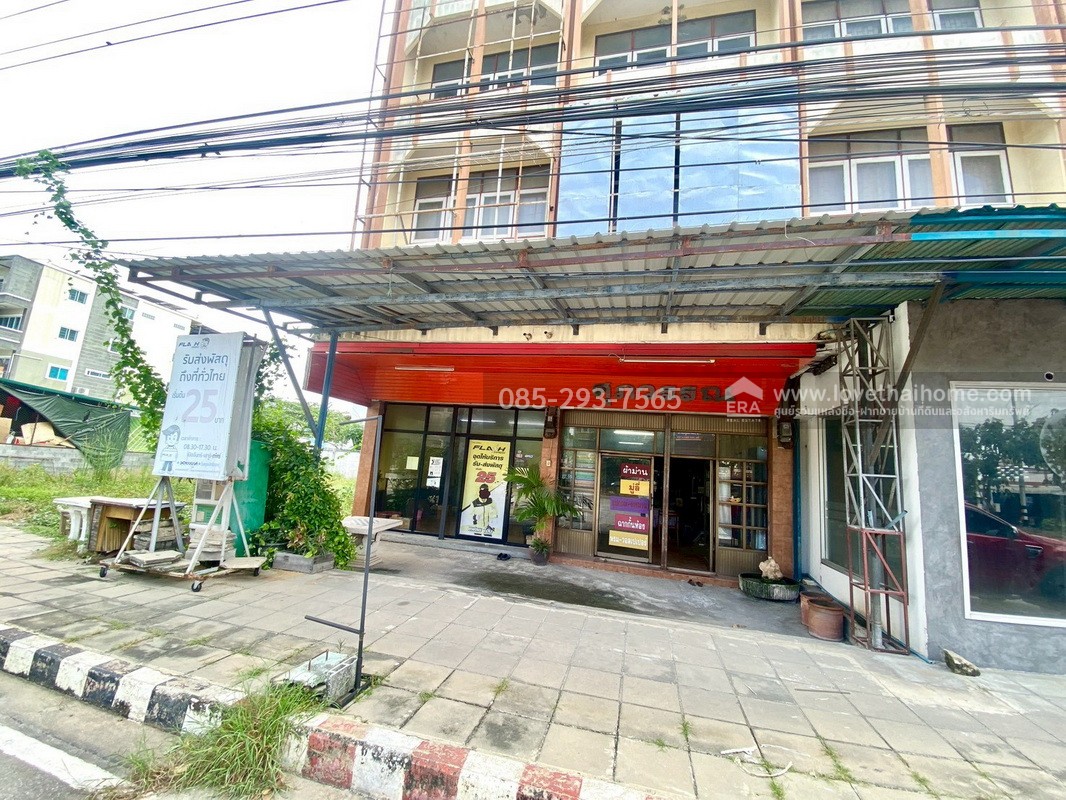 ขายตึกแถว 3.5 ชั้น ติดถนนใหญ่กรุงเทพ-ปทุมธานี ปากซอยสมประสงค์ มี 2 คูหา พื้นที่ 48 ตรว. ทำเลดีมาก เหมาะแก่การลงทุน ใกล้แยกปทุมวิไล เพียง 500 เมตร