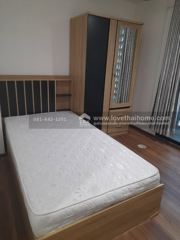 ขายหอพัก3ชั้น ถนนสี่พระยา ซอยถนนนเรศ  พื้นที่29ตรว. ขายเพียง25ล้าน ตึกปรับปรุงใหม่ ติดถนนซอย2ด้าน ทั้งซอยเติมทรัพย์กับซอยน้อมจิตร ห่างจากถนนสี่พระยาเพียงแค่250เมตรเท่านั้น