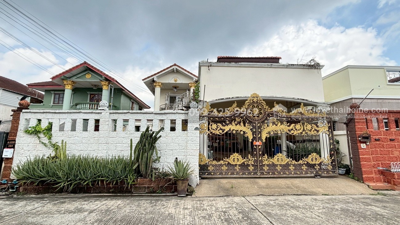 ขายบ้านเดี่ยว บางบอน5 หมู่บ้านกานดาคลาสสิควิลล์-เพชรเกษม 81 พื้นที่ 85.6 ตรว. บ้านหลังใหญ่ ถูกมาก ขายต่ำกว่าราคาตาด คุ้มค่ามาก เหมาะซื้ออยู่เองหรือซื้อเพื่อลงทุน