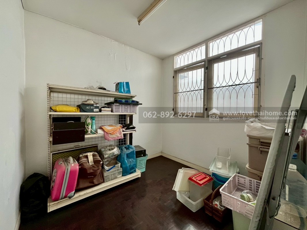 ขายบ้านเดี่ยว ซอยวิภาวดี-รังสิต33 หมู่บ้านเปรมประชา-ดอนเมือง พื้นที่64ตารางวา หลังมุม ขายเพียงแค่ 2.9 ล้านบาทเท่านั้น หาบ้านเดี่ยวย่านนี้ในราคาถูกกว่านี้ไม่มีอีกแล้วค่ะ รีบๆมาดูก่อนพลาดของดีราคาถูก