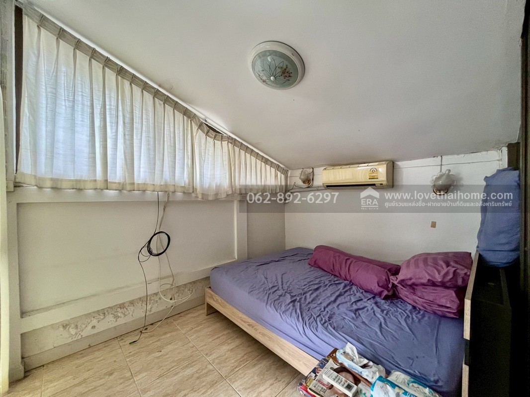 ขายบ้านเดี่ยว ซอยวิภาวดี-รังสิต33 หมู่บ้านเปรมประชา-ดอนเมือง พื้นที่64ตารางวา หลังมุม ขายเพียงแค่ 2.9 ล้านบาทเท่านั้น หาบ้านเดี่ยวย่านนี้ในราคาถูกกว่านี้ไม่มีอีกแล้วค่ะ รีบๆมาดูก่อนพลาดของดีราคาถูก