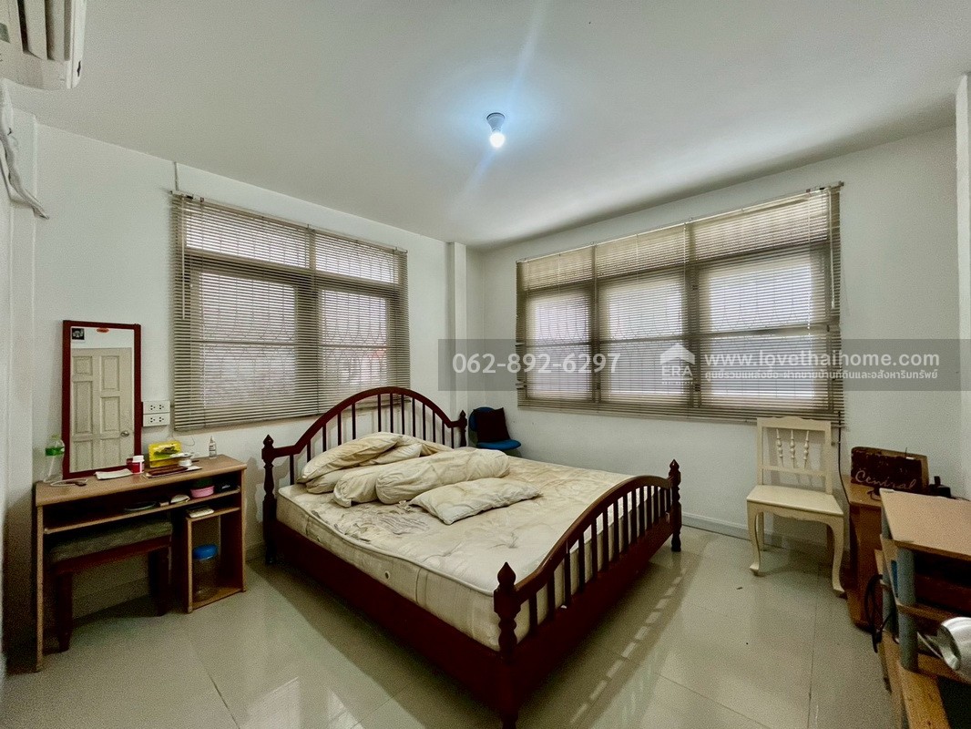 ขายบ้านเดี่ยว ซอยวิภาวดี-รังสิต33 หมู่บ้านเปรมประชา-ดอนเมือง พื้นที่64ตารางวา หลังมุม ขายเพียงแค่ 2.9 ล้านบาทเท่านั้น หาบ้านเดี่ยวย่านนี้ในราคาถูกกว่านี้ไม่มีอีกแล้วค่ะ รีบๆมาดูก่อนพลาดของดีราคาถูก