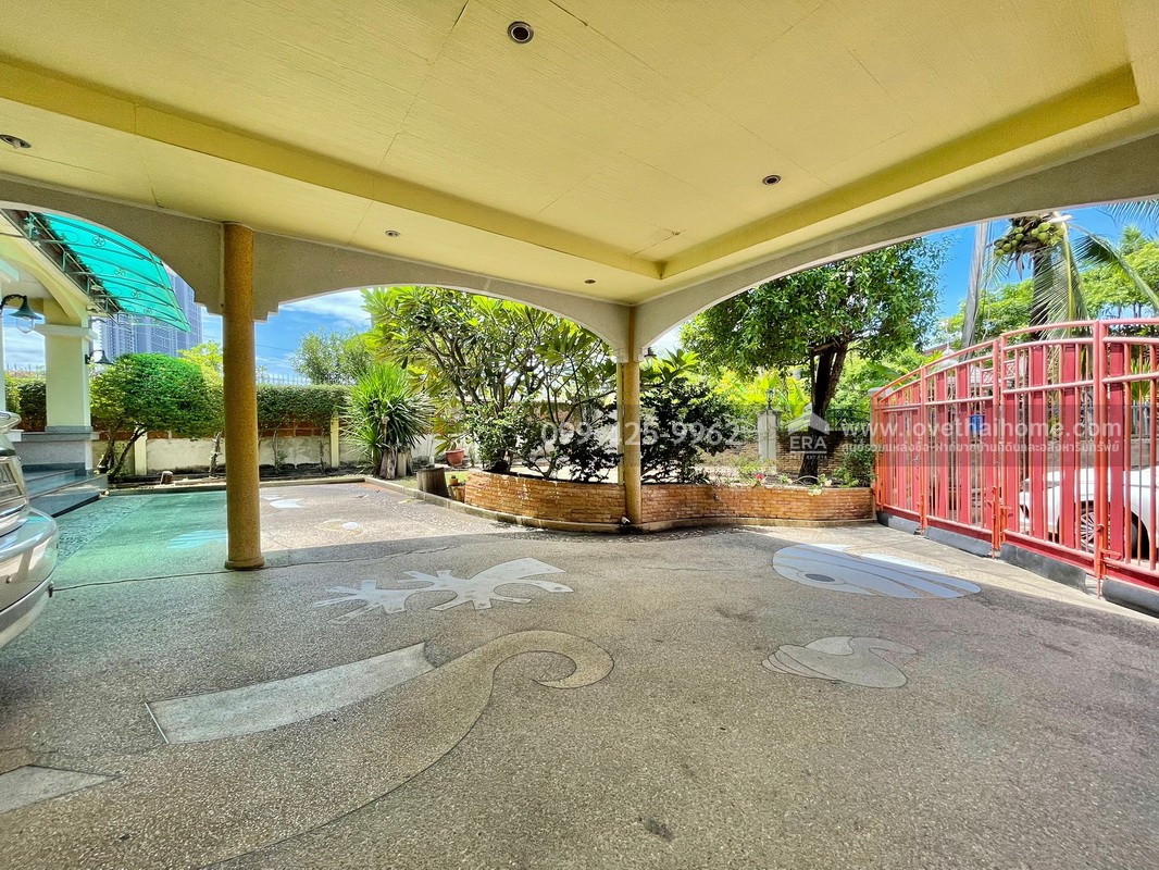 ขายบ้านลัดดารมย์ รัตนาธิเบศร์ นนทบุรี บ้านเดี่ยวแปลงริม 117 ตร.วา ขายถูกที่สุดในโครงการ ถูกกว่าราคาตลาด ใกล้ BTS ไทรม้า Built-in ทั้งหลัง สภาพพร้อมอยู่