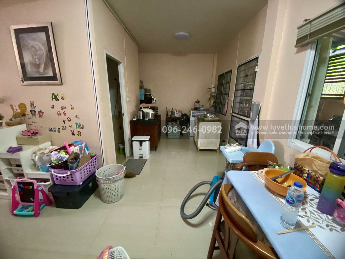 ขายทาวน์เฮ้าส์ ปากเกร็ด นนทบุรี หมู่บ้านเปี่ยมสุขติวานนท์ 2 สุขาประชาสรรค์ 3 พื้นที่ 20 ตรว. ขายถูกที่สุดในโครงการ ทำเลนี้หาราคาแบบนี้ยากแล้ว กว้าง 6x13.3 ม. หันหน้าทิศตะวันออก