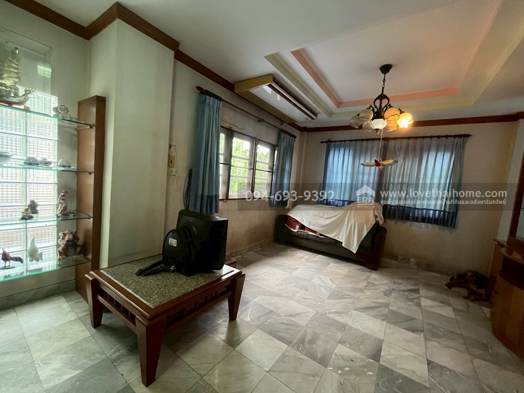 ขายบ้านเดี่ยว 2 หลังคู่ บ้านนันทวี-หนองจอก ซอยเชื่อมสัมพันธ์14 พื้นที่รวม 2 หลัง 138.9 ตรว. หาแบบนี้ไม่มีอีกแล้ว หลังใหญ่กว้าง ราคาถูก!!