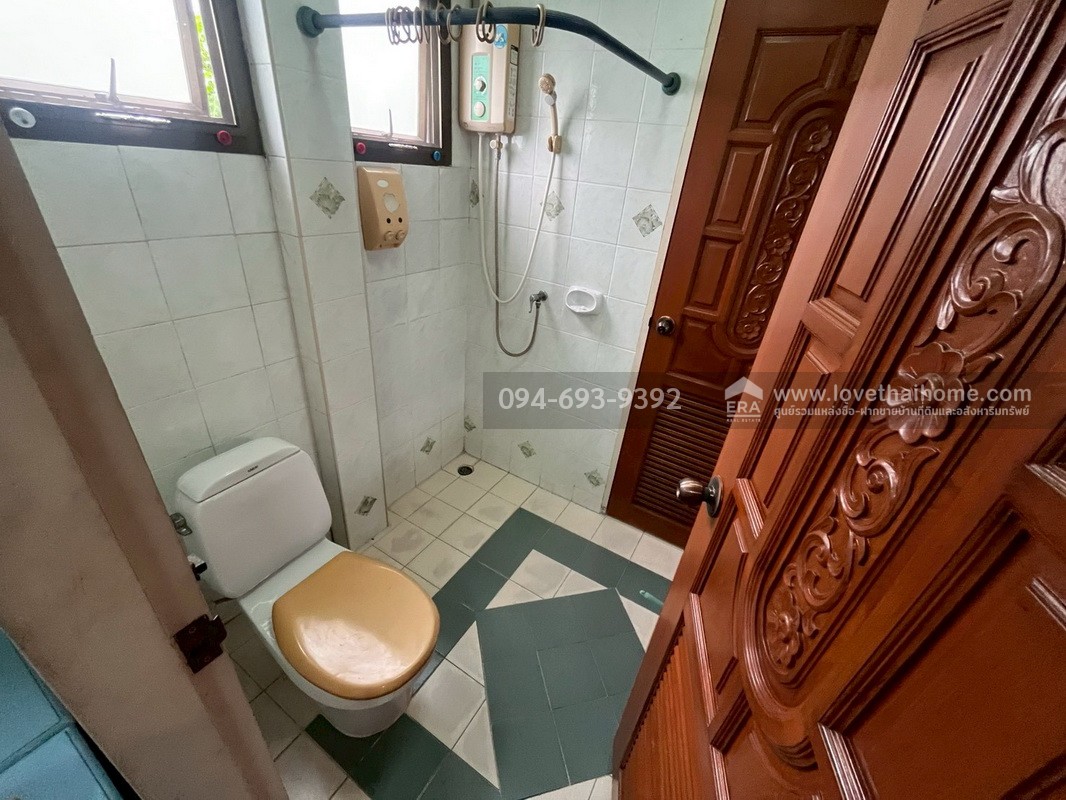 ขายบ้านเดี่ยว 2 หลังคู่ บ้านนันทวี-หนองจอก ซอยเชื่อมสัมพันธ์14 พื้นที่รวม 2 หลัง 138.9 ตรว. หาแบบนี้ไม่มีอีกแล้ว หลังใหญ่กว้าง ราคาถูก!!