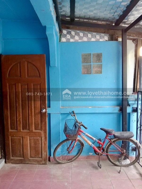 ขายทาวน์เฮ้าส์ 2 ชั้น พหลโยธิน58 แยก73 หมู่บ้านแอนเน็กซ์ สายไหม ราคาถูกที่สุด ขายพร้อมผู้เช่า บ้านตามสภาพ ทำไม่เยอะ พื้นที่ 9.30 ตรว. ขายแค่ 8.5 แสนบาทเท่านั้น