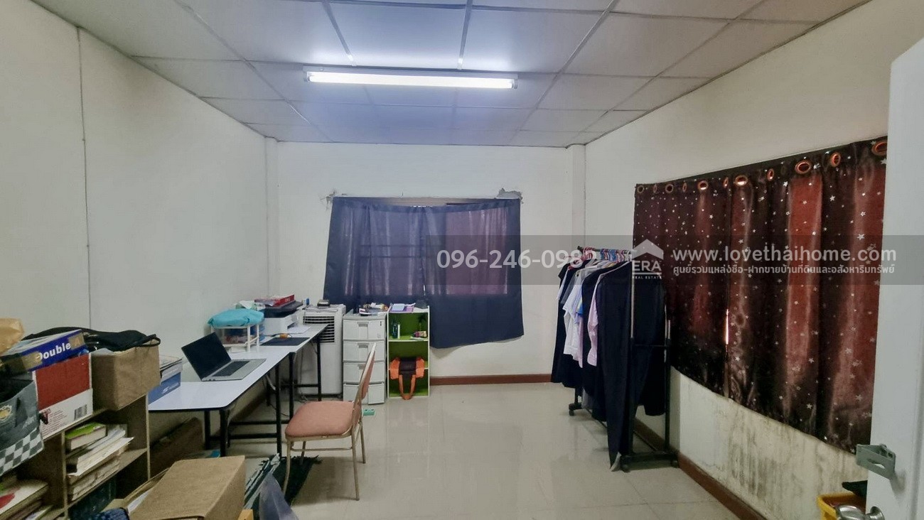 ขายทาวน์เฮ้าส์ ประชาชื่น-นนทบุรี 8 แยก 9 ตรงข้าม ม.ธุรกิจบัณฑิตย์ พื้นที่ 21.8 ตรว. ขายเพียง 2.7 ล้านบาท ราคานี้ถือว่าคุ้มมากกับทำเลและการเดินทางได้หลากหลายเส้นทาง