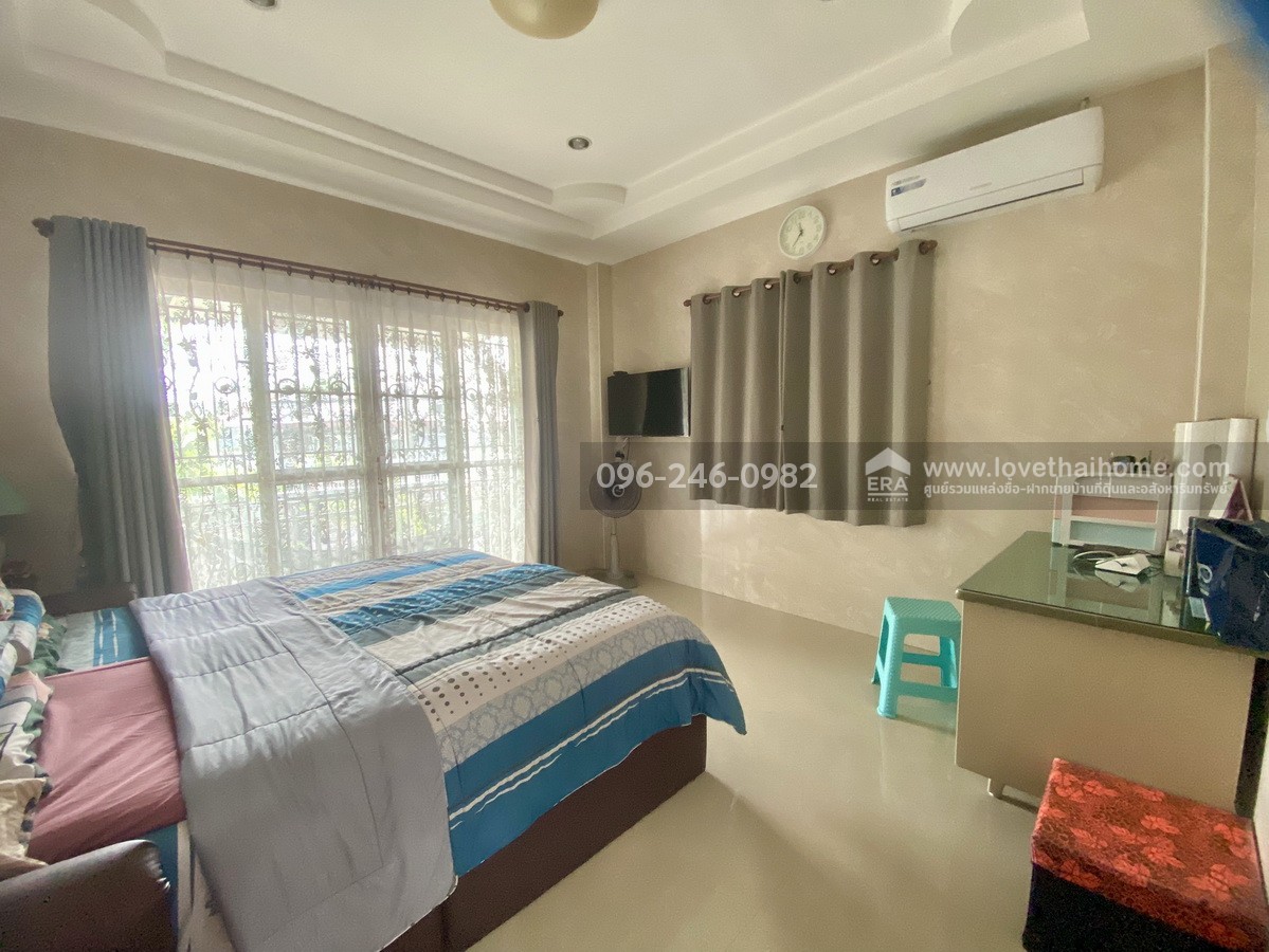 ขายบ้านเดี่ยว เพชรเกษม48 แยก4-7 ภาษีเจริญ หลังมุม 116 ตรว. สร้างอย่างพิถีพิถัน ลงเสาเข็มแข็งแรงมาก จัดสัดส่วนได้อย่างลงตัว พร้อมเข้าอยู่ ราคานี้หาไม่ได้อีกแล้ว ทำเลในเมือง มีรถไฟฟ้า