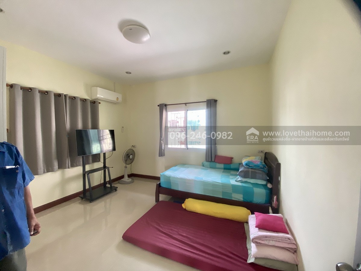 ขายบ้านเดี่ยว เพชรเกษม48 แยก4-7 ภาษีเจริญ หลังมุม 116 ตรว. สร้างอย่างพิถีพิถัน ลงเสาเข็มแข็งแรงมาก จัดสัดส่วนได้อย่างลงตัว พร้อมเข้าอยู่ ราคานี้หาไม่ได้อีกแล้ว ทำเลในเมือง มีรถไฟฟ้า