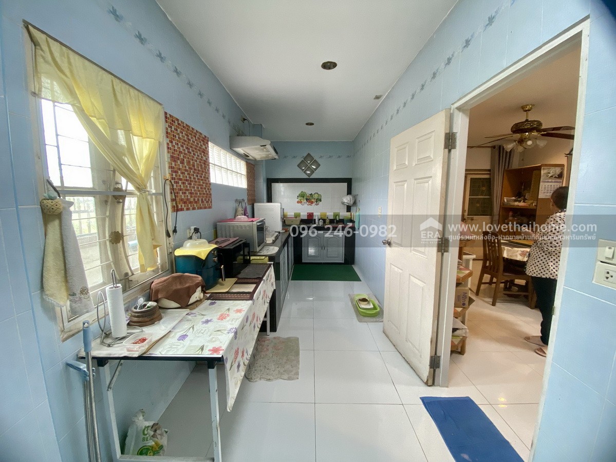 ขายบ้านเดี่ยวไพรเวท รามอินทรา ถ.ปัญญาอินทรา พื้นที่ 74 ตรว. ราคาเพียง 5.9 ล้านบาท ต่อเติมบ้านไปอีกกว่า 5 ล้านบาท บ้านสวยหิ้วกระเป๋าเข้าอยู่ได้เลย หมู่บ้านสงบ ร่มรื่น เหมาะมากสำหรับผู้ที่ชื่นชอบความเป็นส่วนตัว