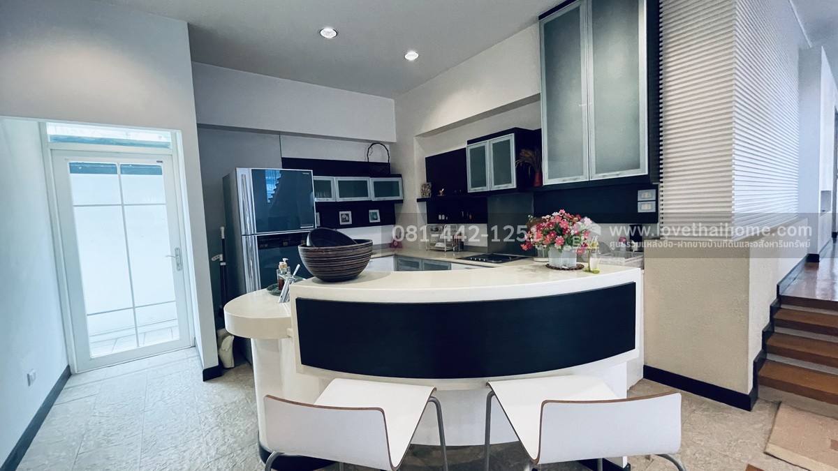 ขายบ้านเดี่ยว2ชั้นซอยสันทัด ถนนเศรษฐศิริ พื้นที่ 81.5 ตรว. ขาย 28 ล้านบาท บ้านสวย ทำเลใจกลางเมือง ห่างจากถนนเศรษฐศิริ เพียง 120 เมตร