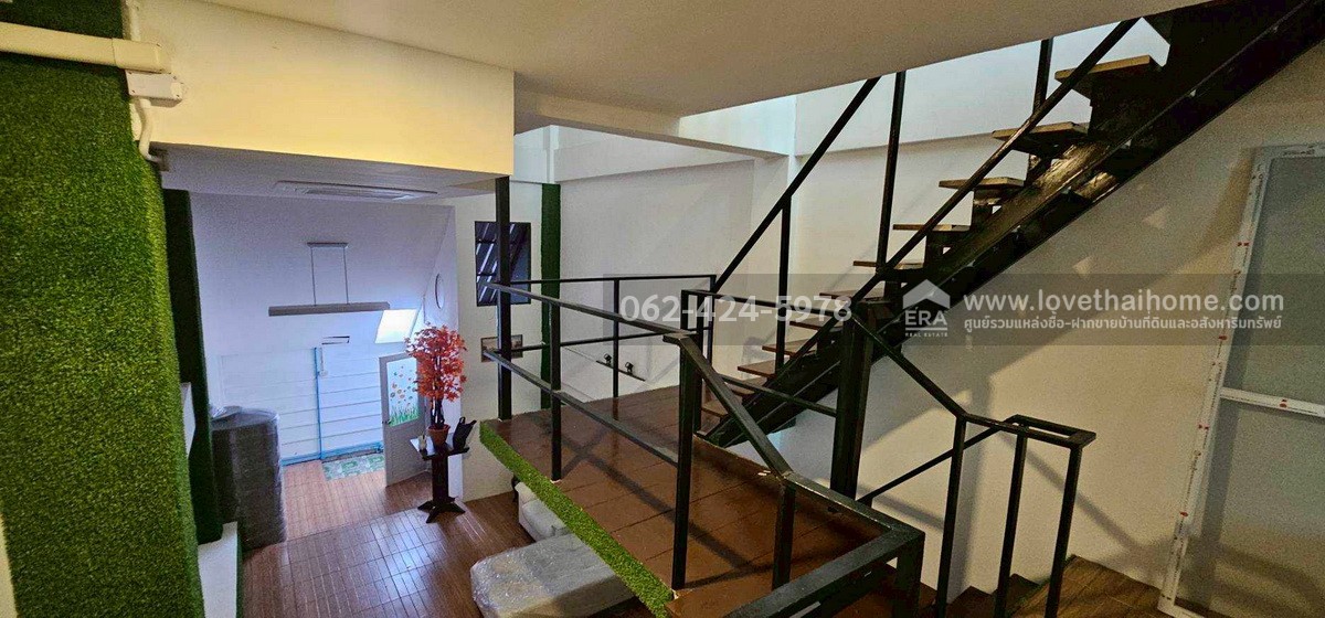 ขายตึกแถว 4 ชั้น ซ.รามคำแหง12 พื้นที่ 16 ตรว. รีโนเวทใหม่ทั้งหลัง เหมาะสำหรับทำออฟฟิศหรือพักอาศัย ราคาต่อรองได้