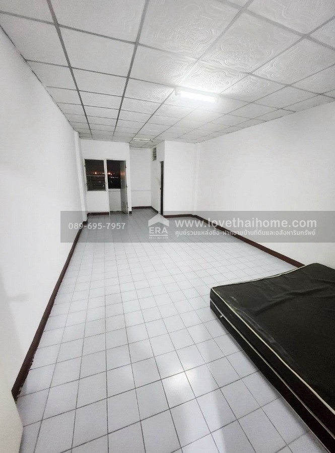 ขายคอนโดเพชรไพลิน พระยาสุเรนทร์35 ชั้น 9 เนื้อที่ 32.34 ตรม. ใกล้ รร.โสมาภาฯ วิวสวย ขายถูกเพียง 300,000 บาท ต่ำกว่าประเมิน