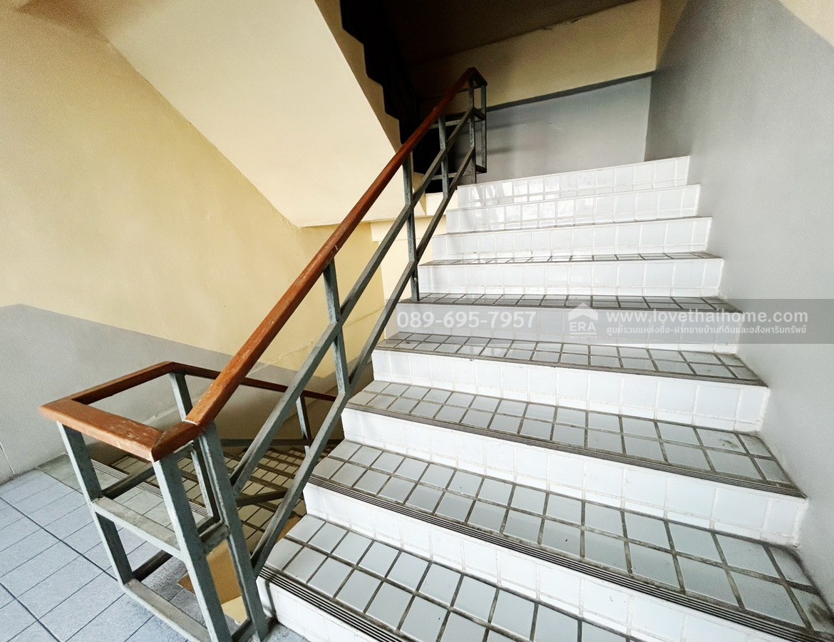 ขายคอนโดเพชรไพลิน พระยาสุเรนทร์35 ชั้น 9 เนื้อที่ 32.34 ตรม. ใกล้ รร.โสมาภาฯ วิวสวย ขายถูกเพียง 300,000 บาท ต่ำกว่าประเมิน