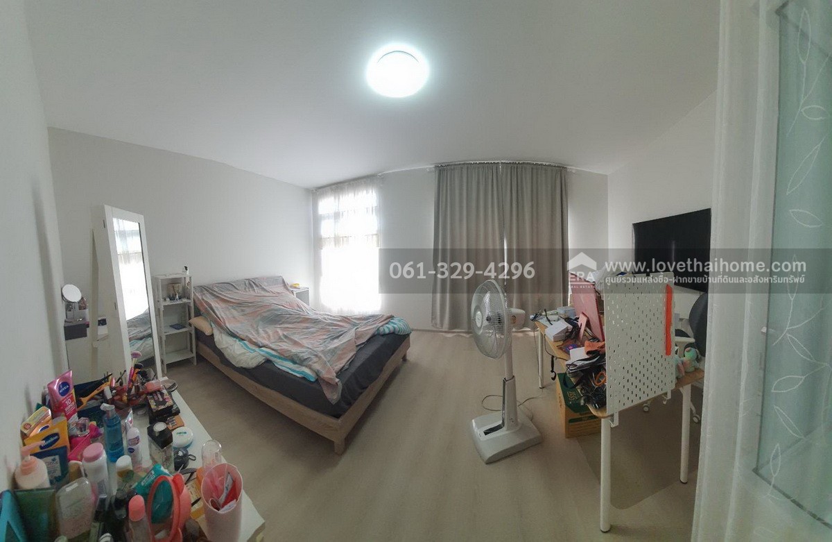 ขายทาวน์โฮม อินดี้ บางใหญ่ 2 นนทบุรี หลังมุม 19.5 ตรว. ใกล้รถไฟฟ้าสายสีม่วง-สถานีคลองบางไผ่ ขายเพียง 2.79 ล้านบาทเท่านั้น มีพื้นด้านข้างให้แต่งสวน บ้านสวยพร้อมอยู่