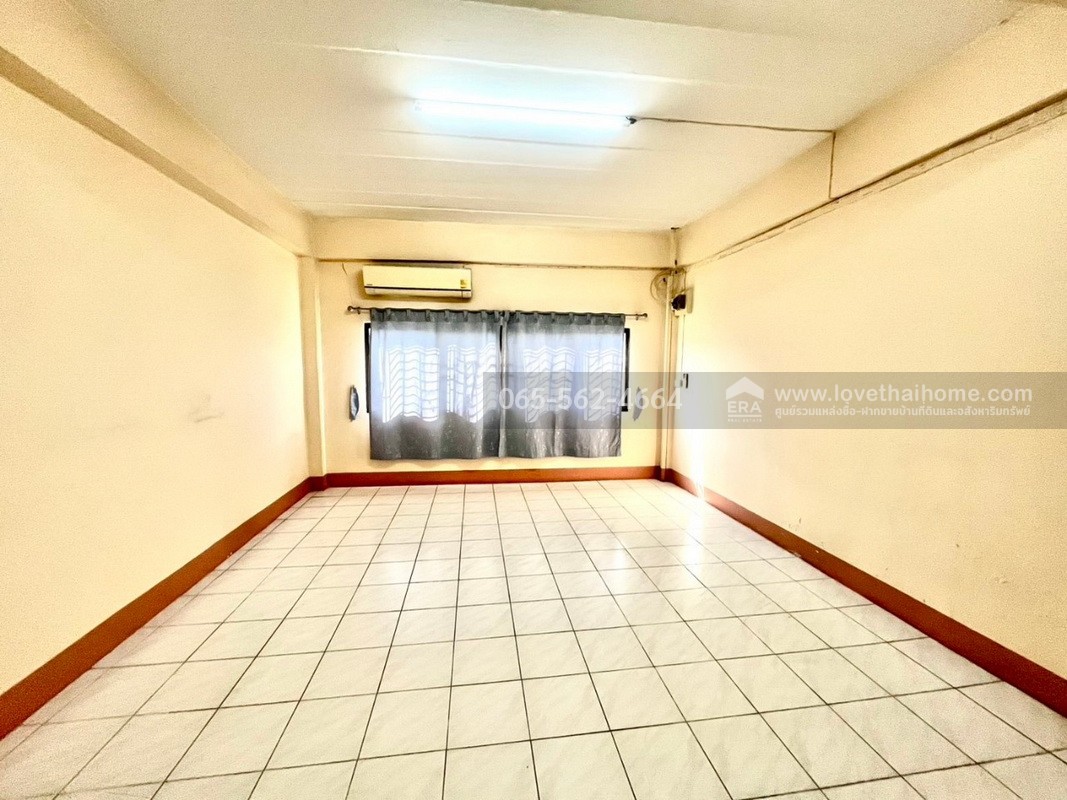 ขายตึกแถว 4 ชั้น คลองหลวง17 ม.ไวท์เฮ้าส์ คลองหลวง ปทุมธานี พื้นที่ 14 ตรว. เพียง 60 เมตร จากถนนใหญ่ ใกล้ตลาดสี่มุมเมือง