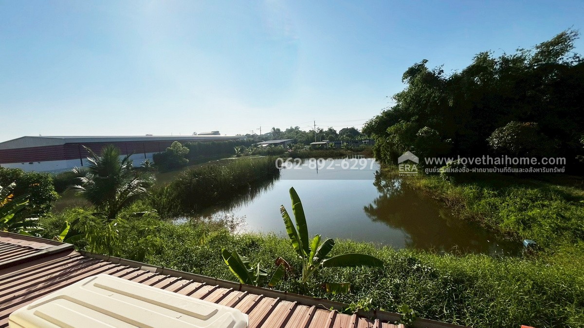 ขายทาวน์เฮ้าส์ 2 ชั้น หมู่บ้านพฤกษาวิลล์104 ซอยเพชรเกษม81 พื้นที่ 19.3 ตรว. ขายราคา 2.39 ล้านบาท บ้านสวยหรู ตกแต่งพร้อมหิ้วกระเป๋าเข้าอยู่ได้เลย