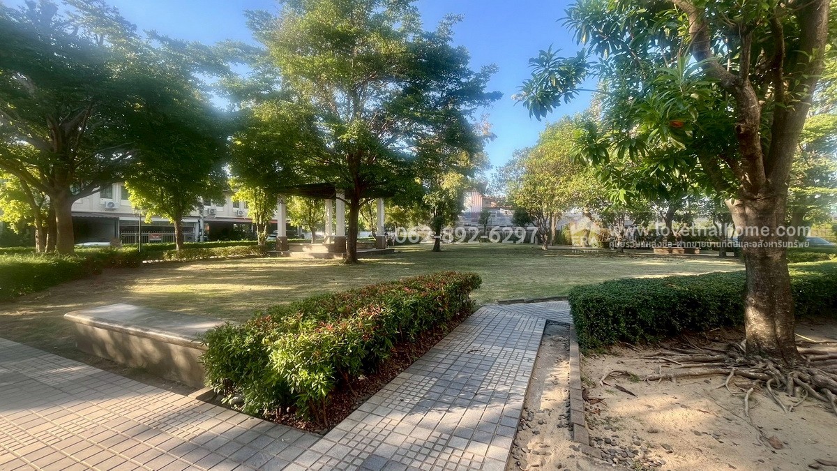 ขายทาวน์เฮ้าส์ 2 ชั้น หมู่บ้านพฤกษาวิลล์104 ซอยเพชรเกษม81 พื้นที่ 19.3 ตรว. ขายราคา 2.39 ล้านบาท บ้านสวยหรู ตกแต่งพร้อมหิ้วกระเป๋าเข้าอยู่ได้เลย