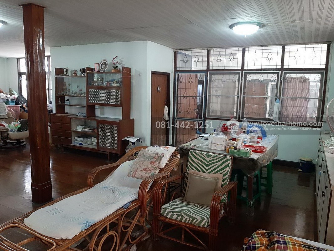 ขายที่ดินแถมบ้าน ซอยอุดมสุข30 แยก2 ถนนสุขุมวิท103 พื้นที่ 98 ตรว. ขาย 11.9 ล้านบาท ทำเลดี เข้าซอยเพียง 300 เมตร ใกล้ BTS อุดมสุข