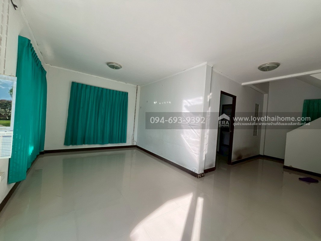 ขายบ้านเดี่ยว 2 ชั้น หมู่บ้านสัมมากร คลอง7 ถนนรังสิต-นครนายก พื้นที่ 54 ตรว. สวย สงบ เหมาะพักผ่อน ขายเพียง 3.1 ล้านบาท ถูกที่สุดในโครงการค่ะ