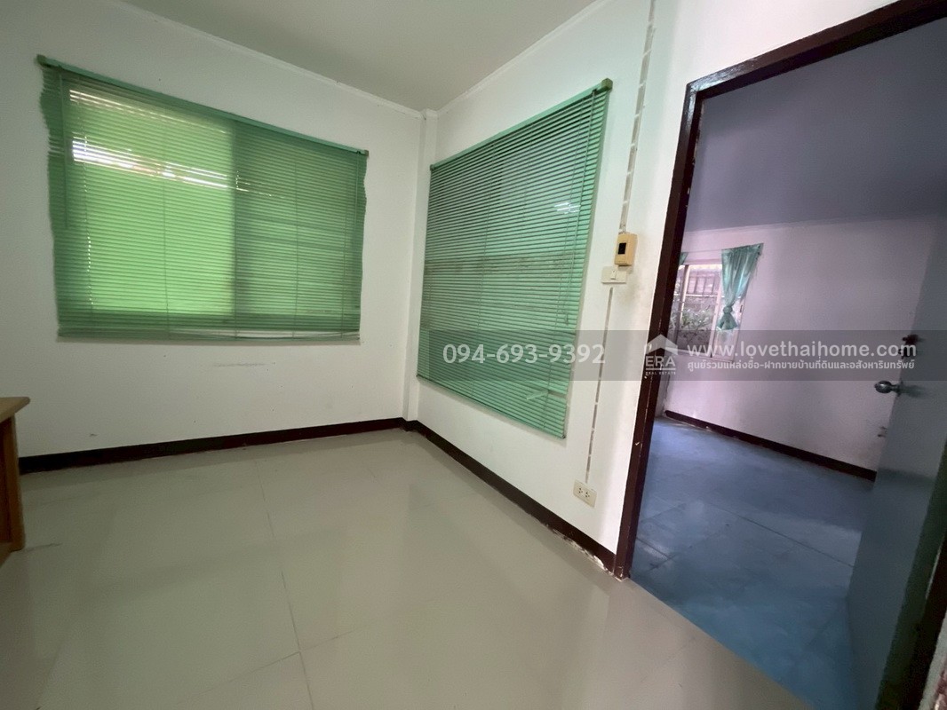 ขายบ้านเดี่ยว 2 ชั้น หมู่บ้านสัมมากร คลอง7 ถนนรังสิต-นครนายก พื้นที่ 54 ตรว. สวย สงบ เหมาะพักผ่อน ขายเพียง 3.1 ล้านบาท ถูกที่สุดในโครงการค่ะ