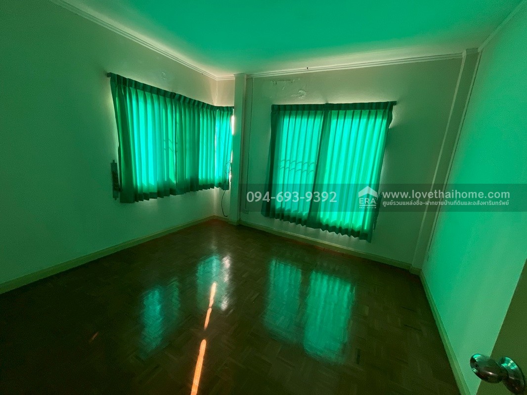 ขายบ้านเดี่ยว 2 ชั้น หมู่บ้านสัมมากร คลอง7 ถนนรังสิต-นครนายก พื้นที่ 54 ตรว. สวย สงบ เหมาะพักผ่อน ขายเพียง 3.1 ล้านบาท ถูกที่สุดในโครงการค่ะ