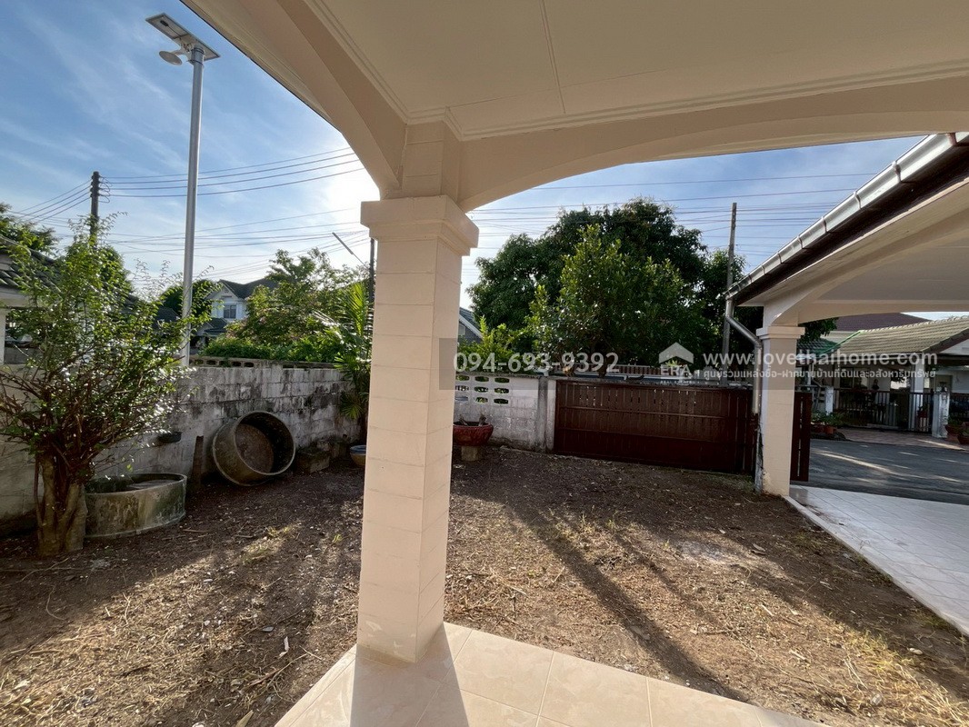 ขายบ้านเดี่ยว 2 ชั้น หมู่บ้านสัมมากร คลอง7 ถนนรังสิต-นครนายก พื้นที่ 54 ตรว. สวย สงบ เหมาะพักผ่อน ขายเพียง 3.1 ล้านบาท ถูกที่สุดในโครงการค่ะ