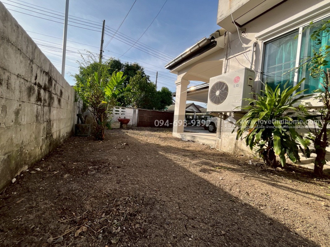 ขายบ้านเดี่ยว 2 ชั้น หมู่บ้านสัมมากร คลอง7 ถนนรังสิต-นครนายก พื้นที่ 54 ตรว. สวย สงบ เหมาะพักผ่อน ขายเพียง 3.1 ล้านบาท ถูกที่สุดในโครงการค่ะ