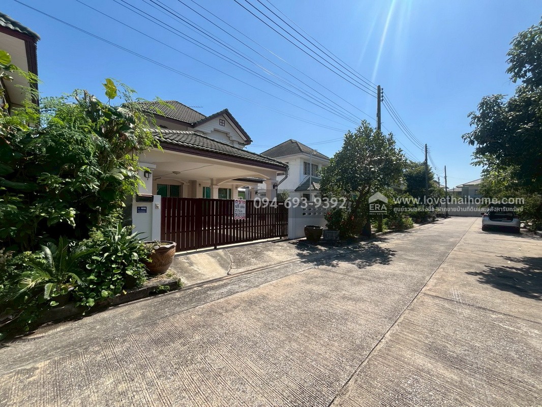 ขายบ้านเดี่ยว 2 ชั้น หมู่บ้านสัมมากร คลอง7 ถนนรังสิต-นครนายก พื้นที่ 54 ตรว. สวย สงบ เหมาะพักผ่อน ขายเพียง 3.1 ล้านบาท ถูกที่สุดในโครงการค่ะ