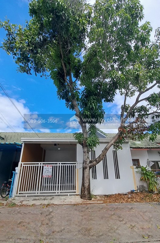 ขายทาวน์เฮ้าส์ หมู่บ้านนริศรา ธัญบุรี คลอง11 ถนนรังสิต-นครนายก พื้นที่ 18 ตรว. ขาย 1.2 ล้านบาท บ้านพร้อมอยู่ รีโนเวทใหม่ทั้งหลัง ฟรีค่าใช้จ่ายวันโอน ถือกระเป๋าเข้าอยู่ได้เลย