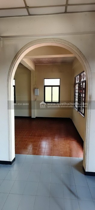 ขายบ้านเดี่ยว ลาดพร้าว 101 แยก 46 ใกล้รถไฟฟ้าลาดพร้าว101 พื้นที่ 42.5 ตรว. ราคานี้ไม่มีอีกแล้วในซอยนี้ จองด่วนเพียง 3.8 ล้านเท่านั้น เข้า-ออกได้หลายทางโพธิ์แก้ว และนวมินทร์