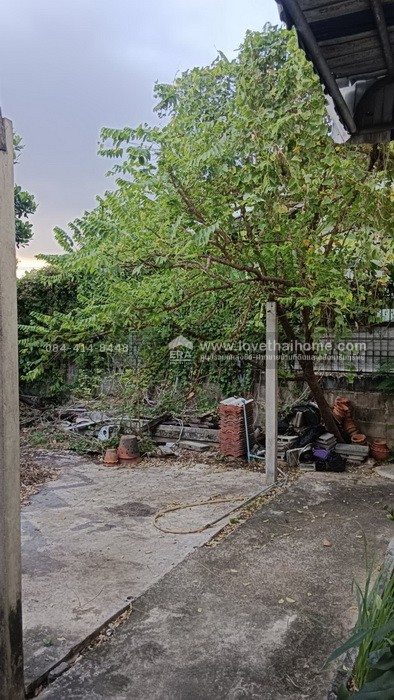 ขายบ้านเดี่ยว ลาดพร้าว 101 แยก 46  ใกล้รถไฟฟ้าลาดพร้าว101 พื้นที่ 42.5 ตร.วา ราคานี้ไม่มีอีกแล้วในซอยนี้ จองด่วนเพียง 3.5 ล้านเท่านั้น