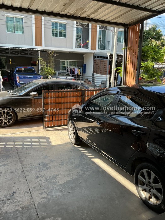 ขายทาวน์เฮ้าส์ หมู่บ้านพลีโน่ ศรีนครินทร์-เทพารักษ์ บางพลี สมุทรปราการ พื้นที่ 18 ตรว. ขายราคาถูกมากเพียง 2.39 ล้าน ถูกที่สุดในโครงการ ใกล้ BTS สายสุขุมวิท-ศรีนครินทร์ และทางด่วนวงแหวนรอบนอก-กรุงเทพฯฝั่งใต้ รีบตัดสินใจด่วน!