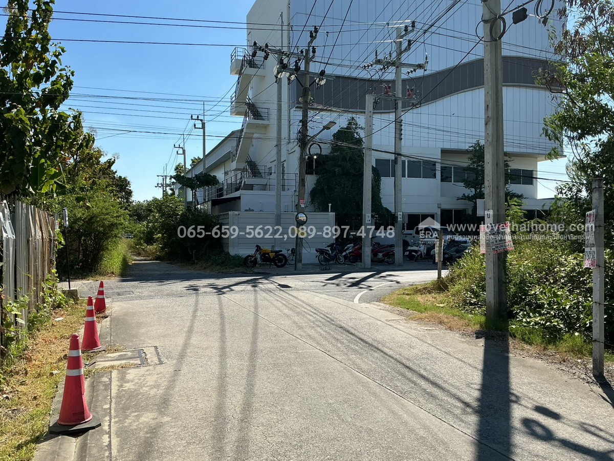 ขายทาวน์เฮ้าส์ หมู่บ้านพลีโน่ ศรีนครินทร์-เทพารักษ์ บางพลี สมุทรปราการ พื้นที่ 18 ตรว. ขายราคาถูกมากเพียง 2.39 ล้าน ถูกที่สุดในโครงการ ใกล้ BTS สายสุขุมวิท-ศรีนครินทร์ และทางด่วนวงแหวนรอบนอก-กรุงเทพฯฝั่งใต้ รีบตัดสินใจด่วน!