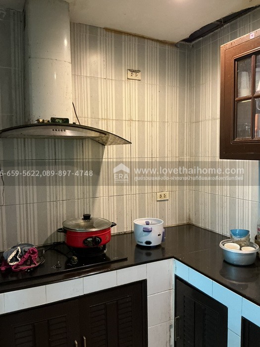 ขายทาวน์เฮ้าส์ หมู่บ้านพลีโน่ ศรีนครินทร์-เทพารักษ์ บางพลี สมุทรปราการ พื้นที่ 18 ตรว. ขายราคาถูกมากเพียง 2.39 ล้าน ถูกที่สุดในโครงการ ใกล้ BTS สายสุขุมวิท-ศรีนครินทร์ และทางด่วนวงแหวนรอบนอก-กรุงเทพฯฝั่งใต้ รีบตัดสินใจด่วน!